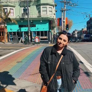 Meet your Posher, Ari